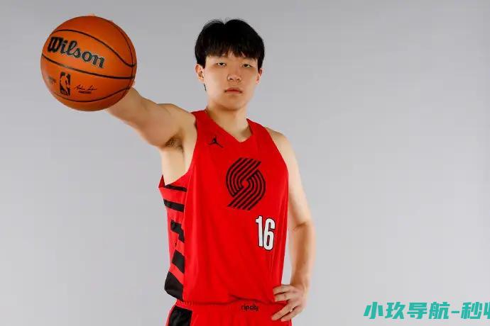 杨瀚森究竟该不该打亚洲杯 隔壁欧洲杯给出最清晰答案
